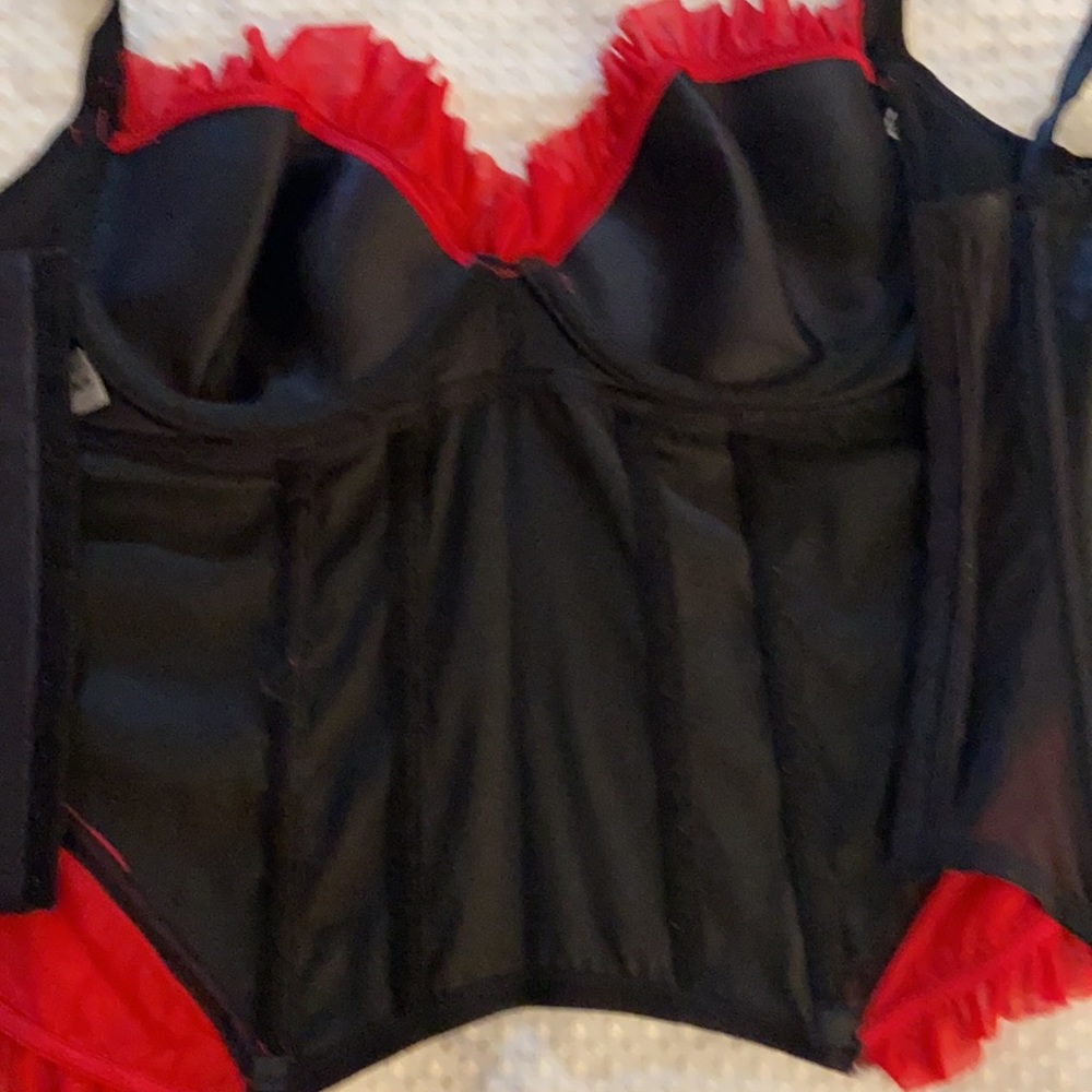 Delicates Corset. - Picture 2 of 9